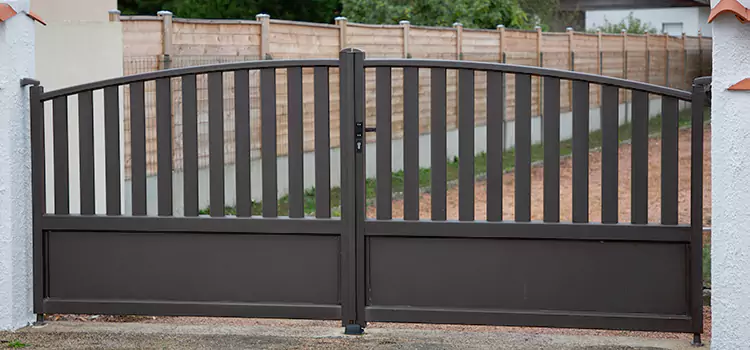 Advanced Gate Solutions in High River, AB